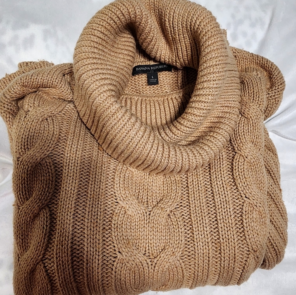 Banana Republic Sweater Large